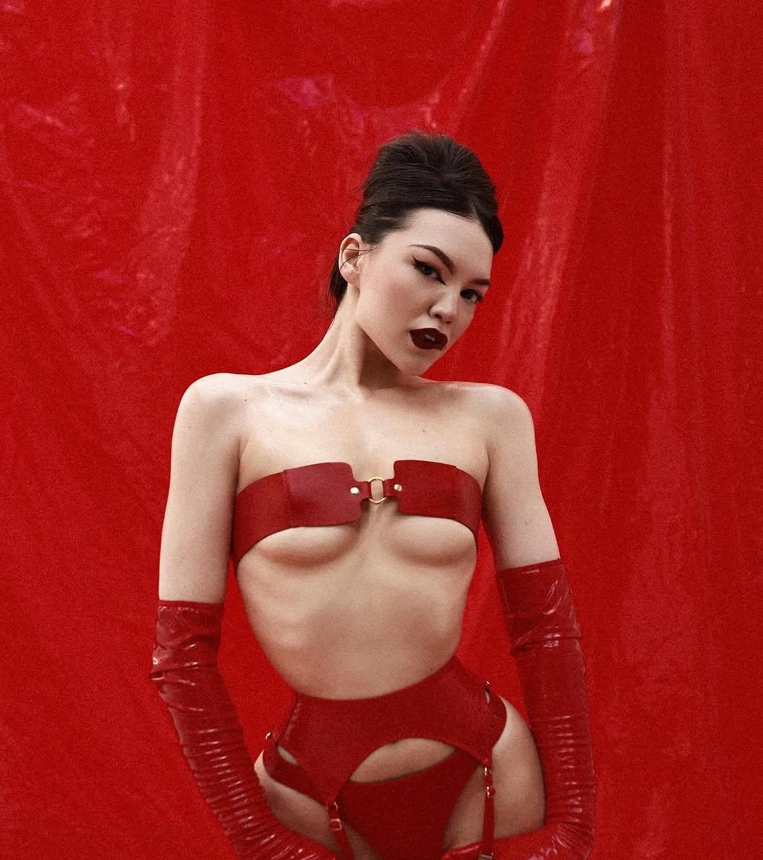 Надежда привлекальеная девушка из Тамбова цена от 7000 руб