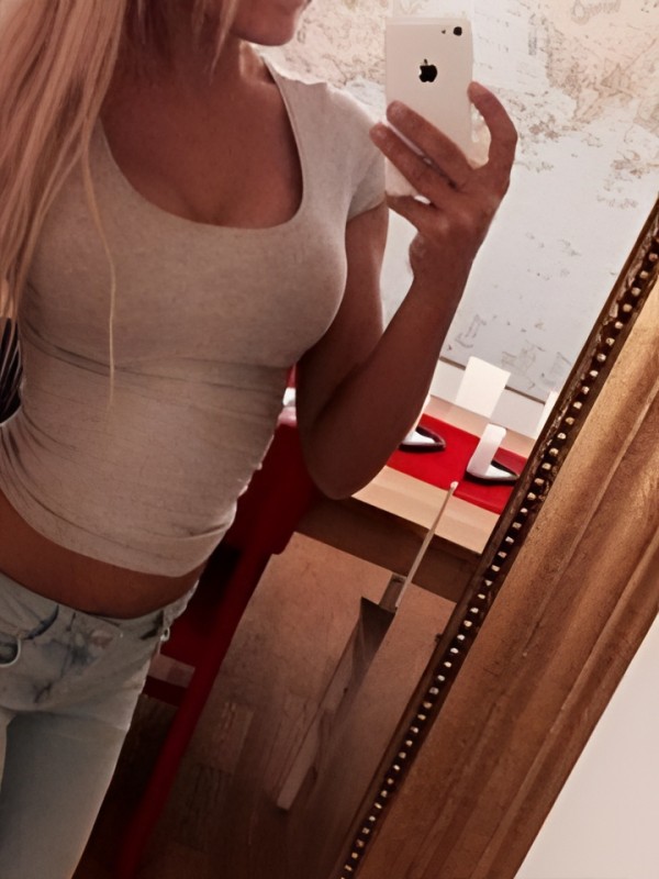 Юлия привлекательная девушка из Тамбова цена от 4000 руб